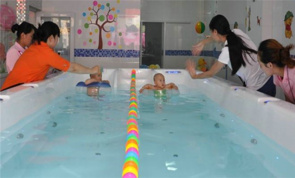 嬰兒游泳多久一次合適？