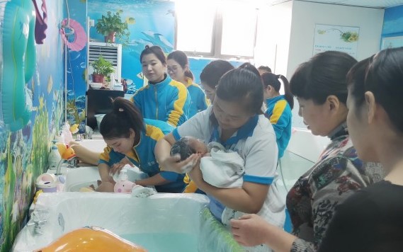 母嬰店加盟需要多少錢(qián)