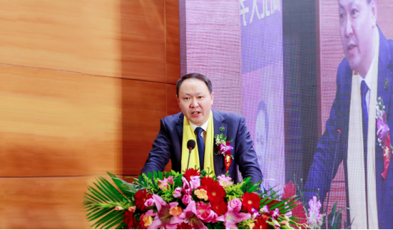 湖北大學(xué)北京校友會(huì)會(huì)長葉海濤先生