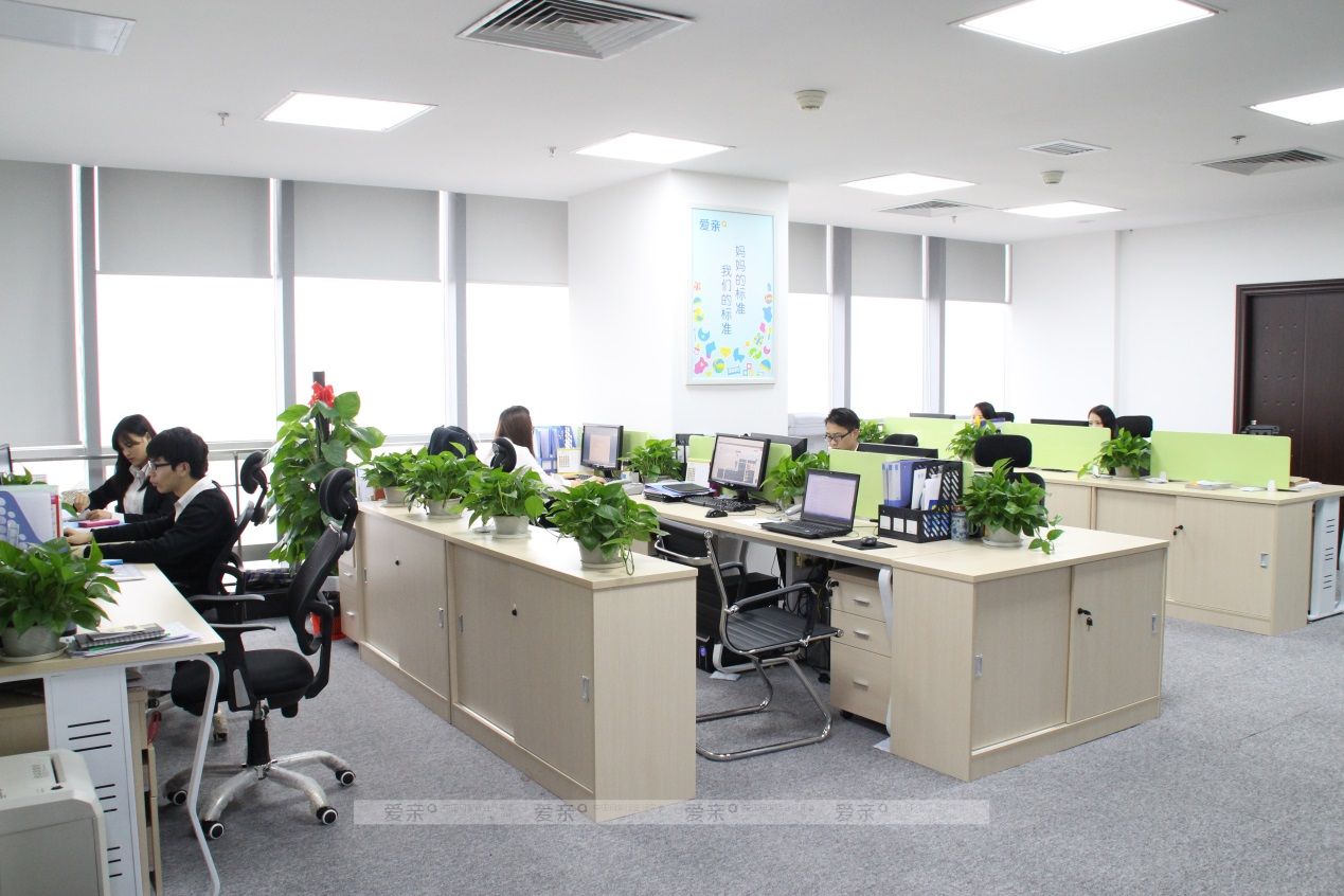 圖4:愛親母嬰華南運(yùn)營中心辦公區(qū)