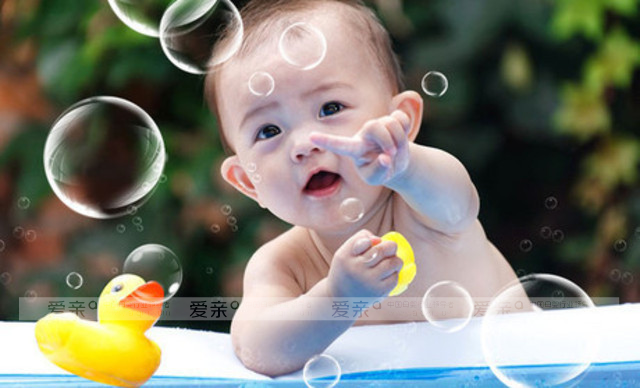 嬰幼兒游泳市場空白  母嬰商家抓準(zhǔn)機遇創(chuàng)造財富