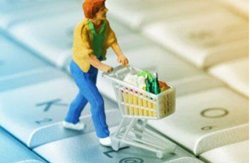 無論母嬰電商還是母嬰用品店加盟企業(yè)，線上渠道和線下渠道相結(jié)合的模式將成為必然。