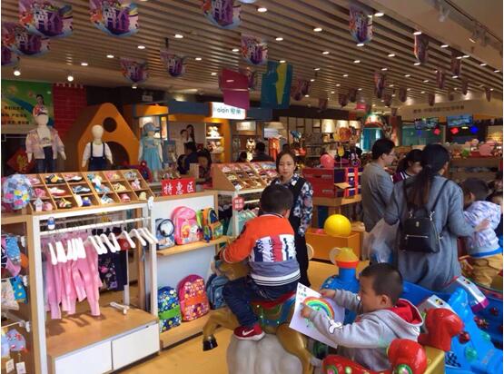 攝影攝像師加盟愛親母嬰，捕捉不一樣的風(fēng)景