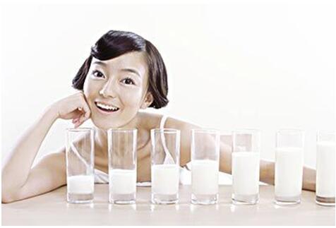 在孕婦奶粉的選擇上，消費(fèi)者看中的是其口碑影響力、質(zhì)量安全。