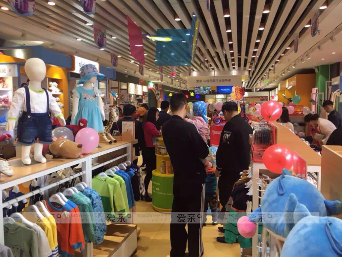 程序員開母嬰用品加盟店，為爭氣竟成致富榜樣