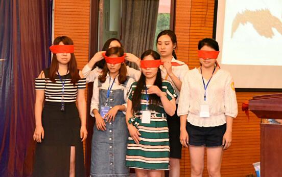 愛親西南區(qū)加盟商團(tuán)隊(duì)PK展示(三)