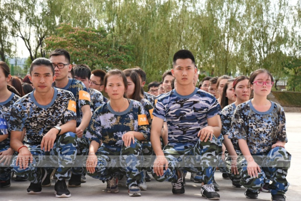 愛親母嬰2017年度營運(yùn)中心鐵軍特訓(xùn)營完美收官