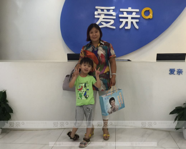 愛親母嬰山東區(qū)單日內(nèi)迎來5名加盟商