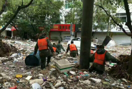 “天災無情 愛親有愛”——愛親母嬰捐贈陜西區(qū)受災門店20萬元