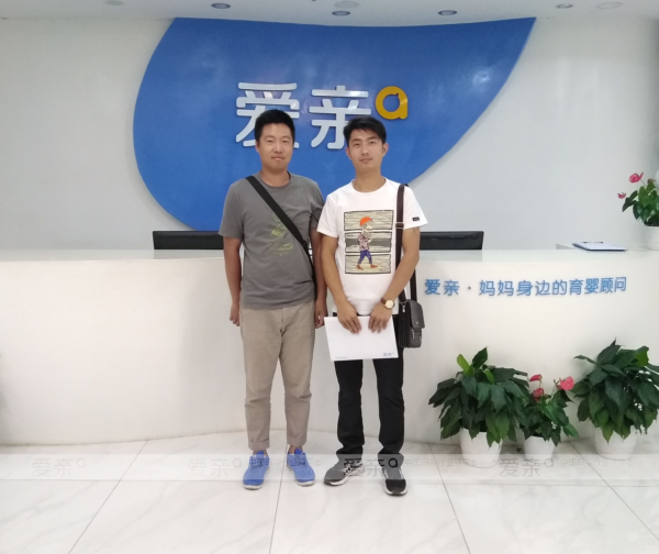 放飛夢想 綻放青春——湖北武漢王先生加盟愛親母嬰