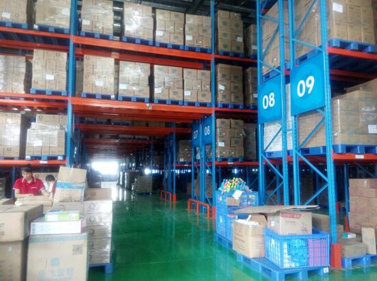 愛親華南廣州倉儲配送中心內(nèi)景
