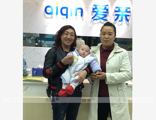  熱烈慶祝貴州熊女士加盟愛親母嬰！預(yù)祝生意興隆！