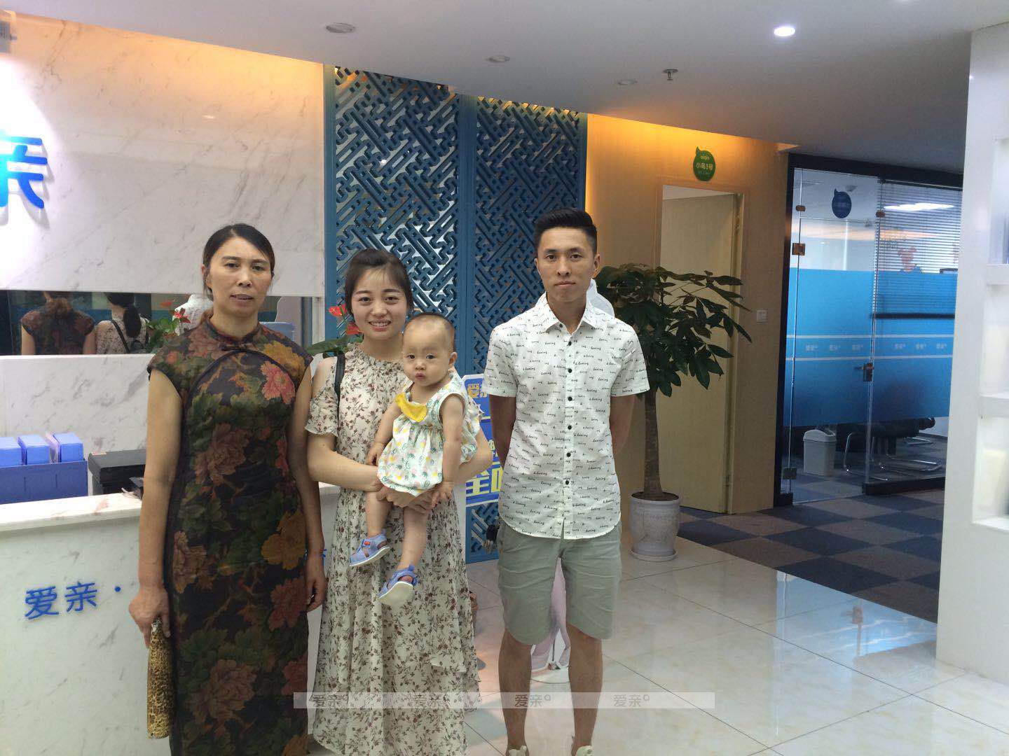 熱烈慶祝重慶李女士加盟愛親母嬰！預(yù)祝生意興隆！