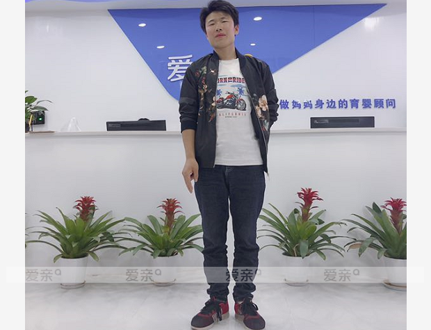 熱烈慶祝甘肅蘭州張先生加盟愛親母嬰！預(yù)祝生意興??！